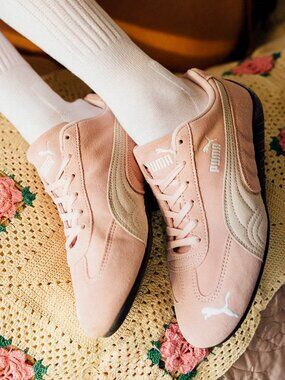 90% NEW PUMA SHOES, PINK SIZE 7